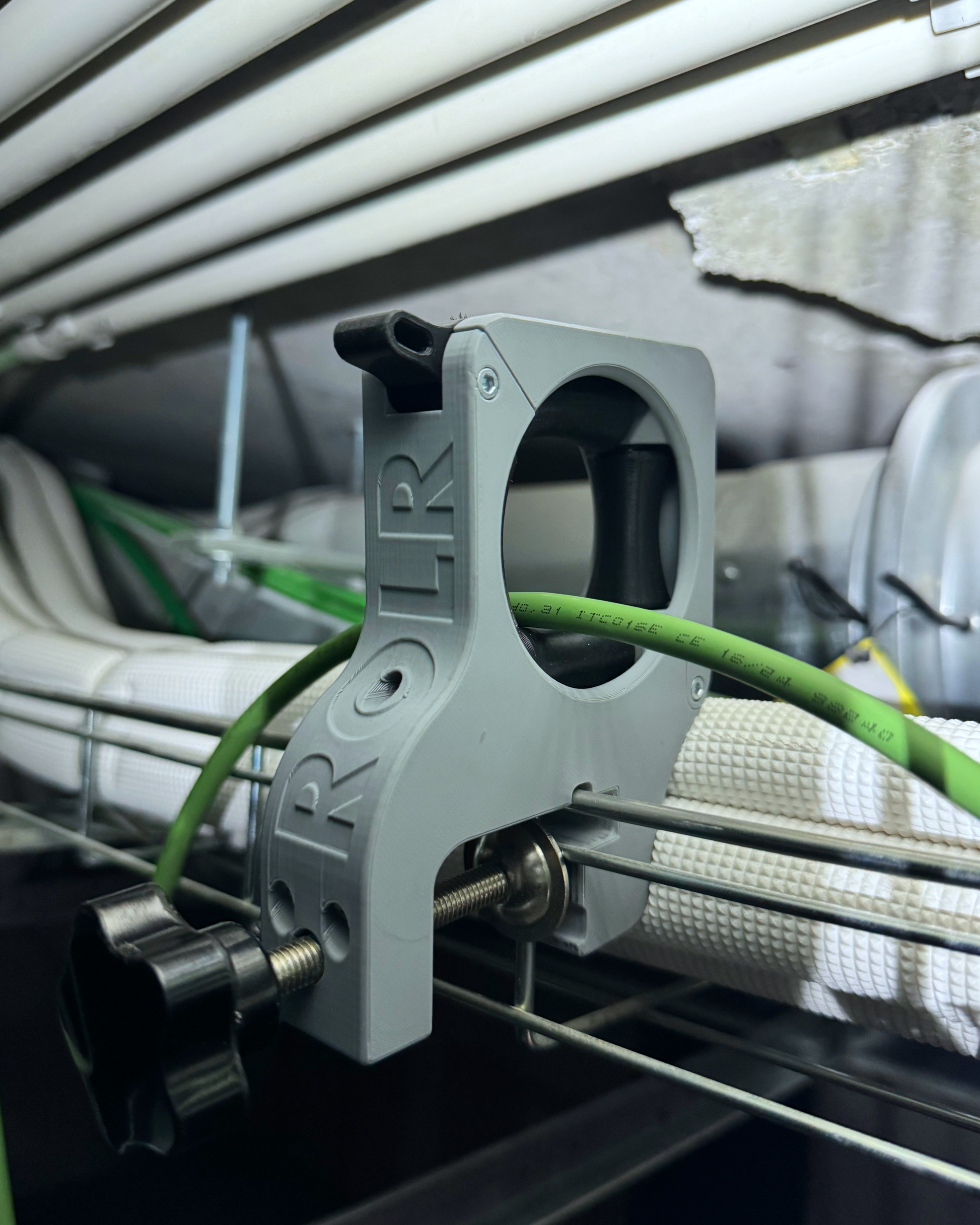 Technycs ROLR – Cable Guide Roller - Technycs